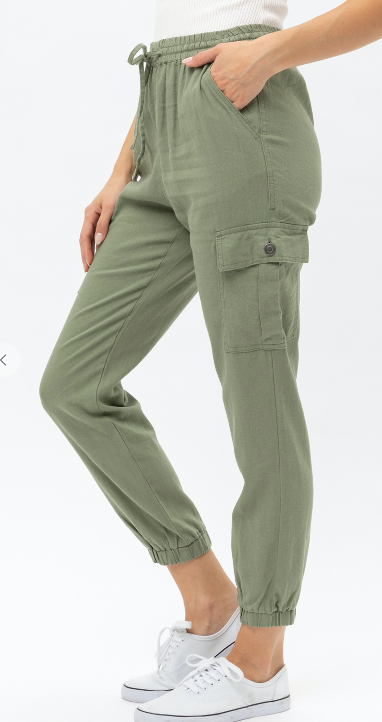 Light Weight Joggers Olive